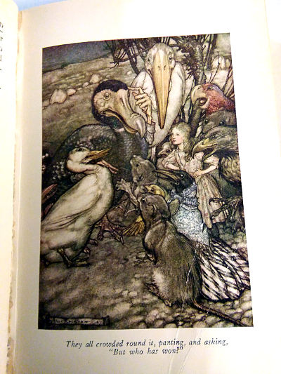 Alice in Wonderland – Lewis Carroll, Arthur Rackham (1933) – GOHD Books